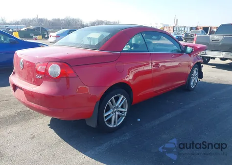 2009 Volkswagen Eos Lux z USA, uszkodzony, nr VIN WVWFA71F09V012779
